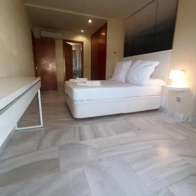 Apartament Lejos Del Ruido Estepona